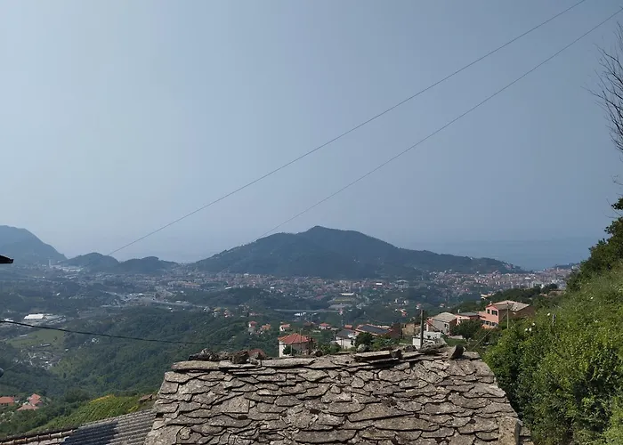 木屋 Nel Borgo 东塞斯特里