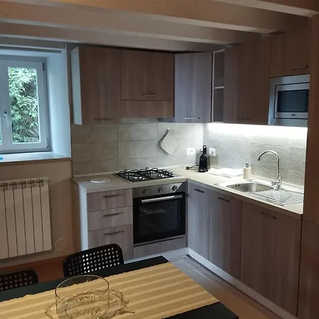 Nel Borgo Alpesi faház